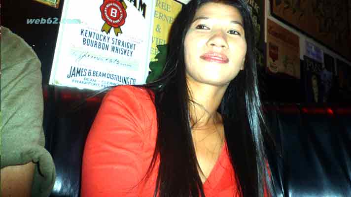 Photo from Cambodian Girls at the Candy Bar in Phnom Penh Cambodian Girl at Candy Bar, Phnom Penh