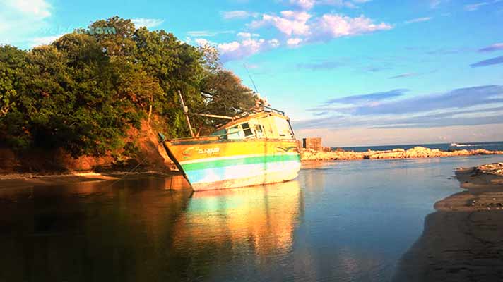 Photo from a Boat in Sri Lanka Boat in Sri Lanka