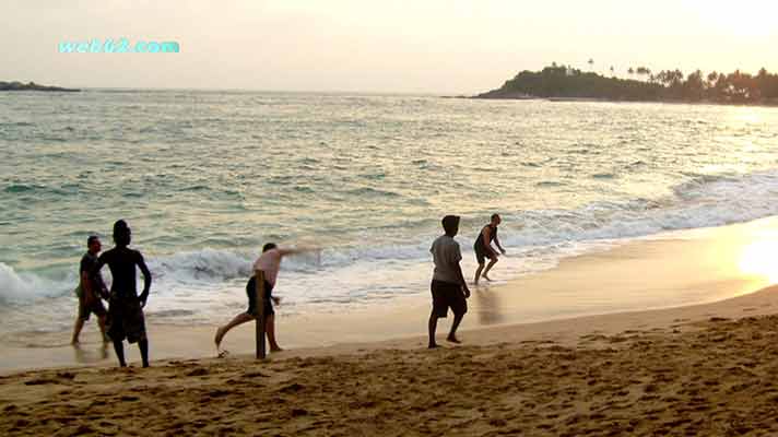 Beach Cricket in Sri Lanka