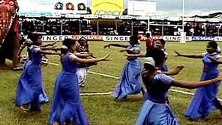 dancing girls in Sri Lanka