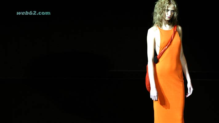photo Armani designer Fashion show