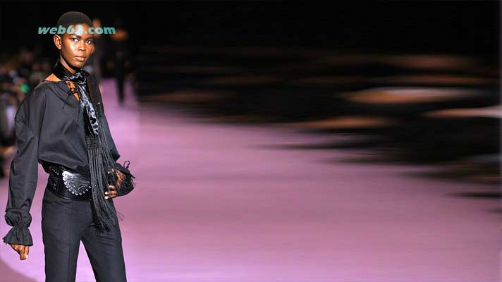 Foto Yves St. Laurent designer Fashion show