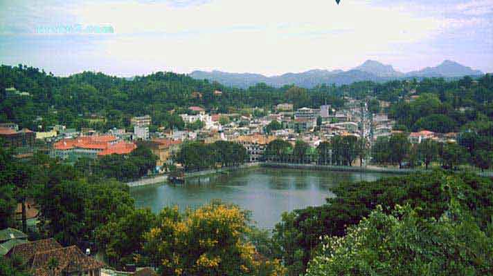 Kandy Lake