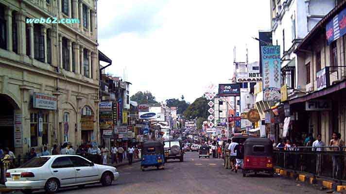 Kandy shopping