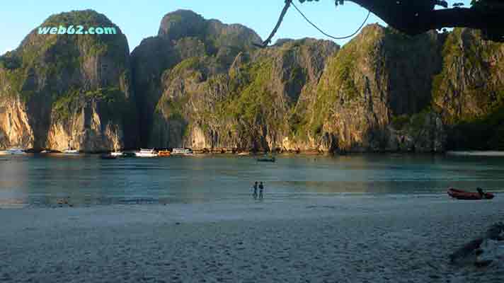 photo from Phi Phi Islands in Thailand