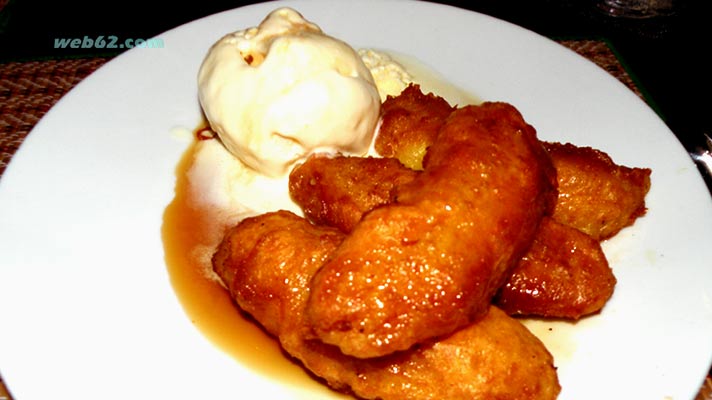 Banana Fritters in Unawatuna, Sri Lanka