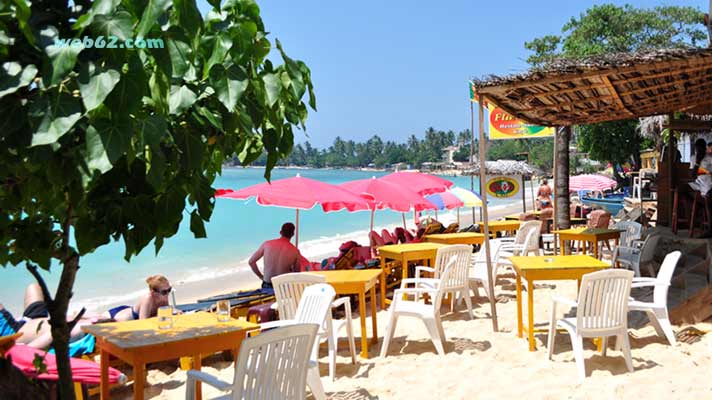 Unawatuna Beach