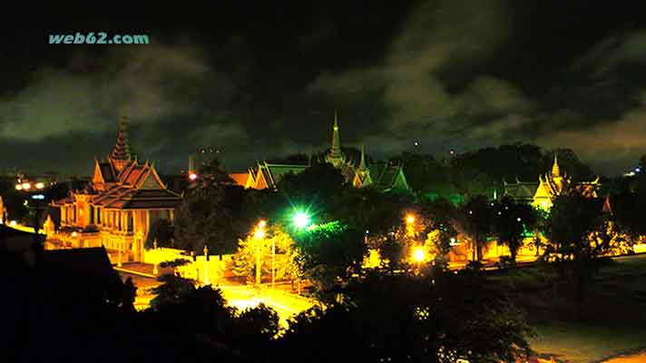 Photo from the Royal Palace in Phnom Penh Royal Palace Phnom Penh