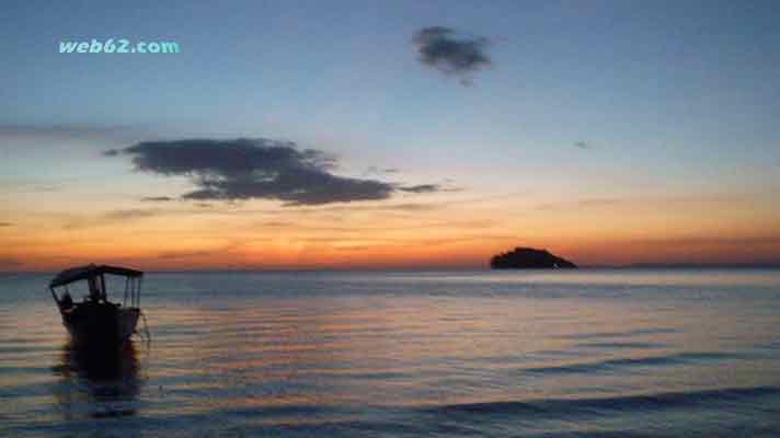 Photo from Otres 2 Beach sunset in Sihanoukville, Cambodia photo Otres 2 Beach Sunset in Sihanoukville