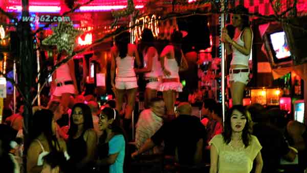 photo Bangla Road Girls in Patong in Phuket