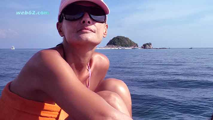 photo Italian girl in Phuket, Thailand