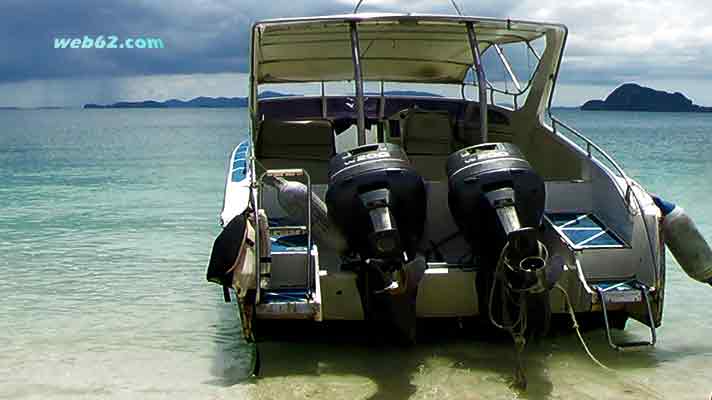 Speed Boat Khai Islands, Phuket, Thailand