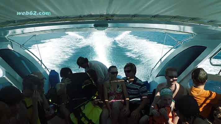 Speedboat tour to the Khai Islands, Thailand