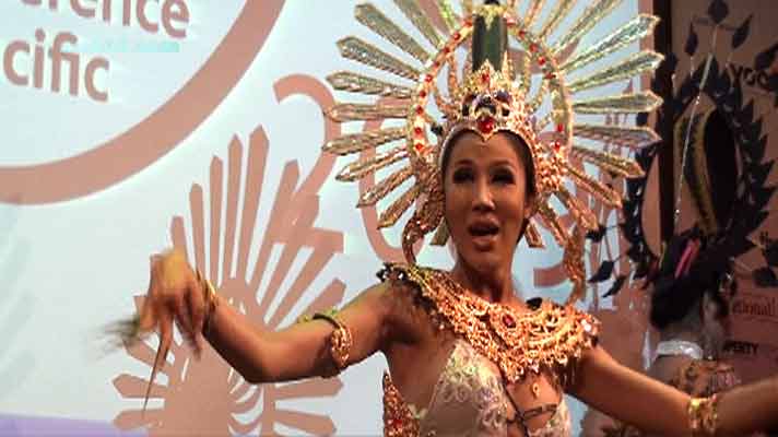photo Simon Cabaret Ladyboys in Patong, Phuket