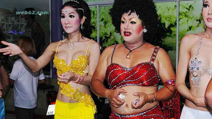 photo Simon Cabaret Ladyboys in Patong, Phuket