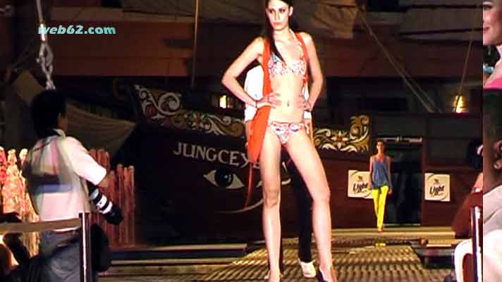 photo Phuket Fashion week in Thailand