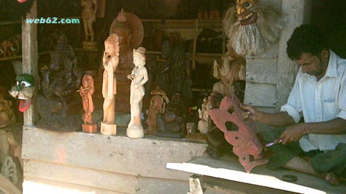 Unawatuna crafts