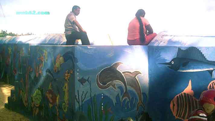 Unawatuna wall